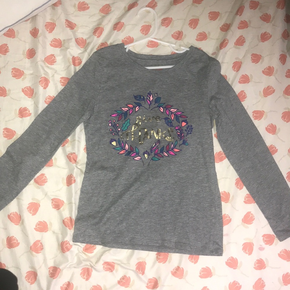 1 Sweater(medium) 1 Croptop(small) 2 girls shirts